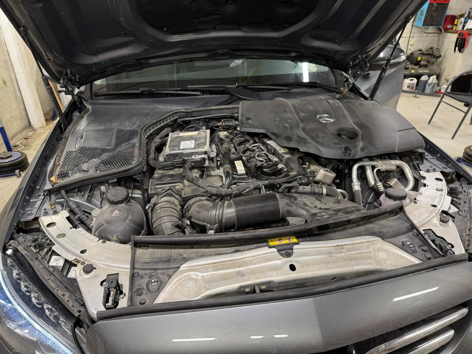 Motorrum på Mercedes